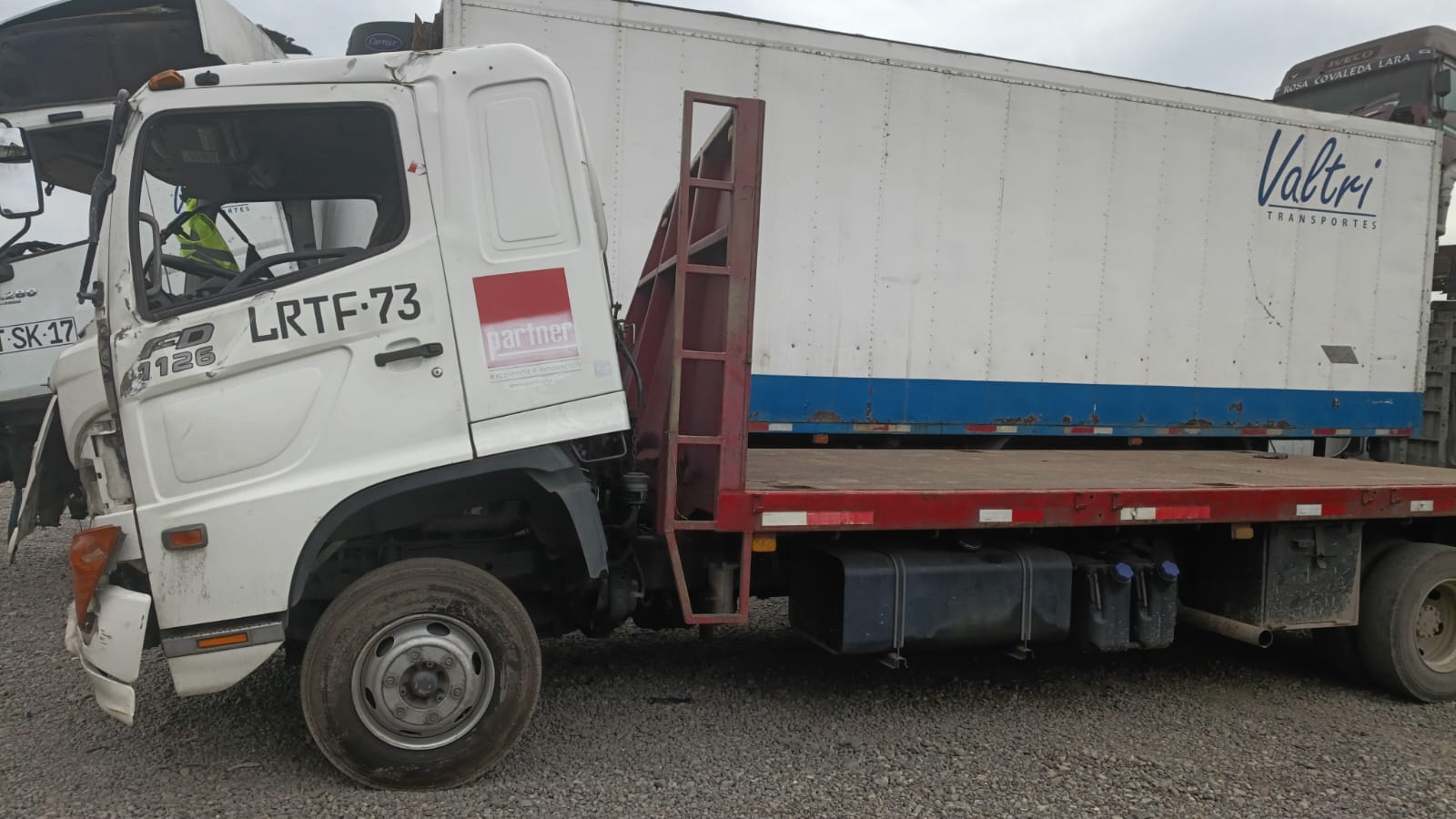  Hino FD 1126 2012    EN DESARME